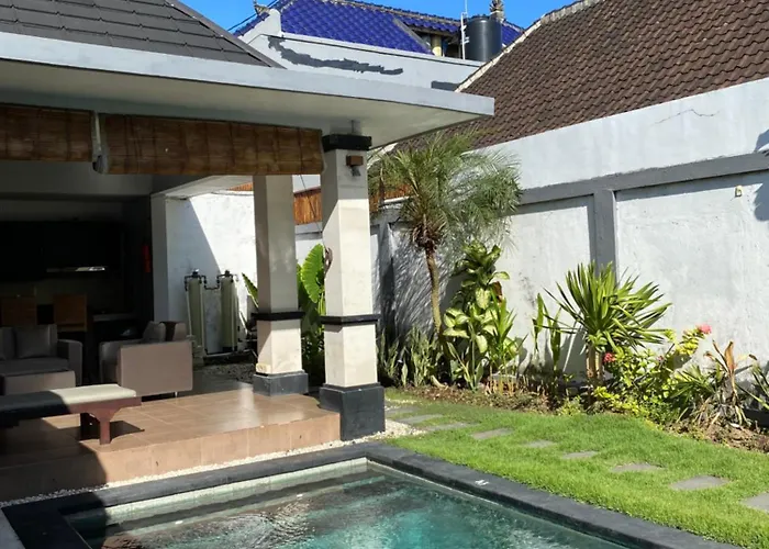 House Tanjung Legian *